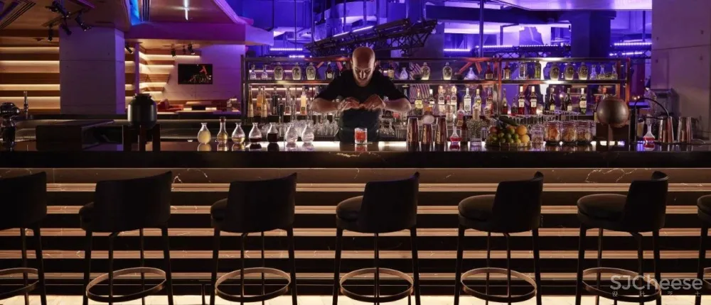 【11万住一晚】中东第一家扇子酒店 迪拜朱美拉文华东方!