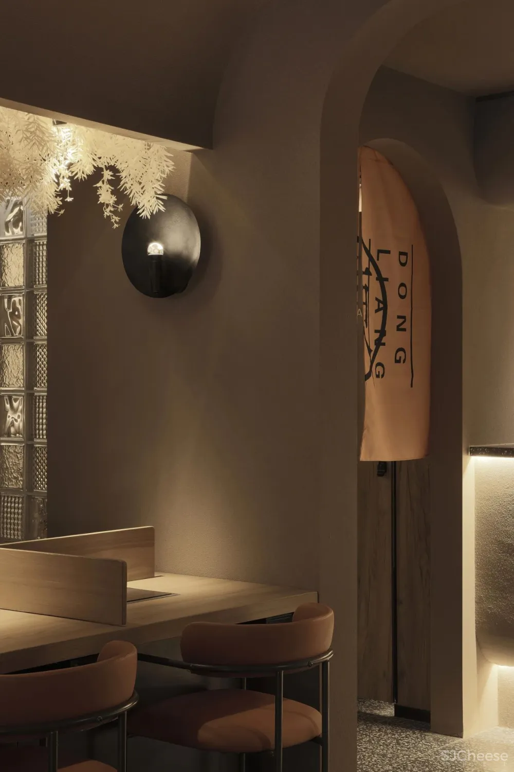 130㎡木质简约空间,兼顾传统与现代的神秘之美!