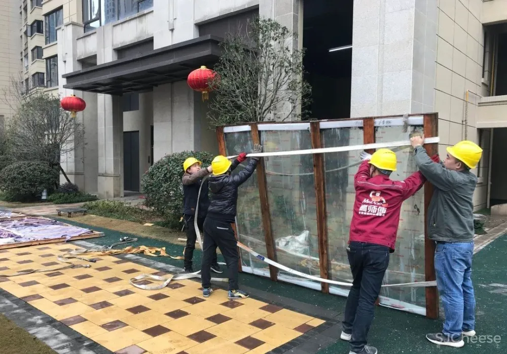 140㎡全透明的家,网红玻璃栈道 滑滑梯爽翻了!