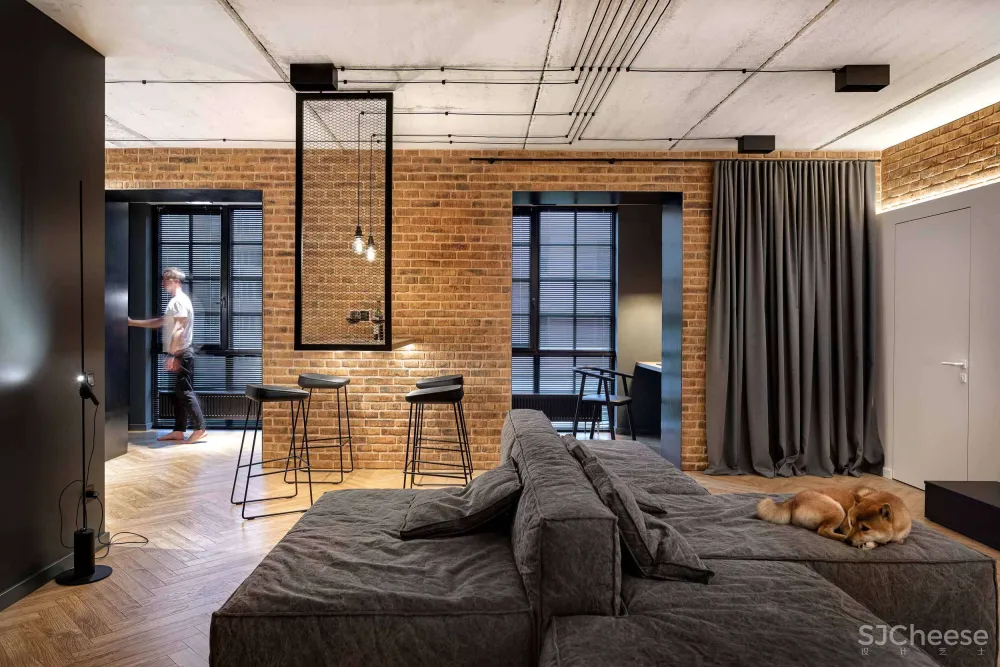 工业风两居室,层高不够,天花就这样装