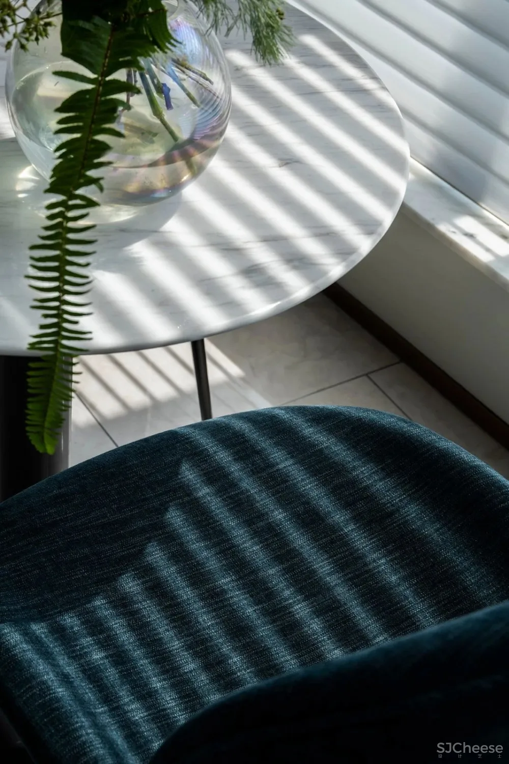 移步梦蓝美景,探寻安然意境 刘姮