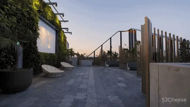 大尺度22米高人工瀑布 顶层无边泳池 生态豪宅新玩法