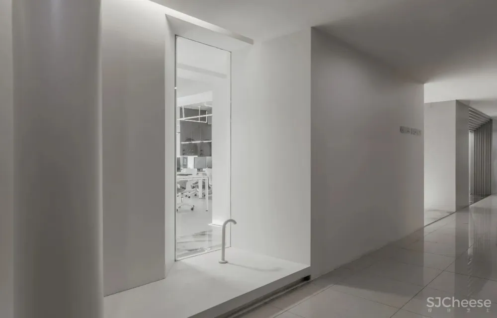 禄本设计:极简线形 纯粹白调,激发灵魂深处的热爱