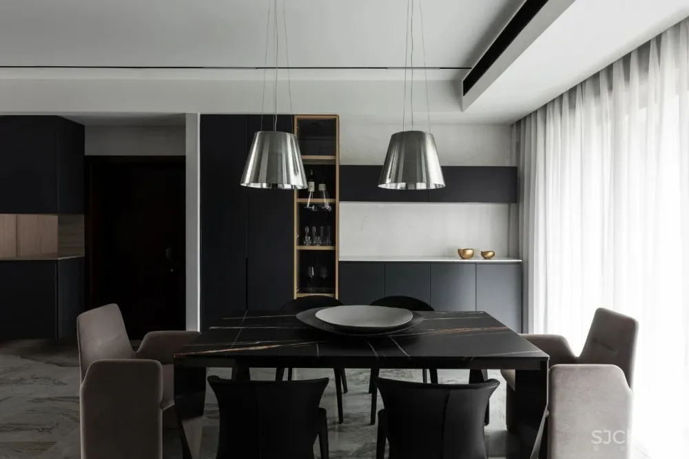 质感低调柔和,优雅不张扬!