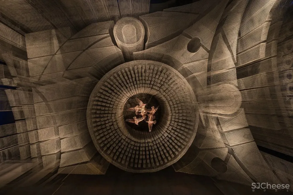 Edoardo Tresoldi丨 打造令人屏息的铁丝建筑艺术