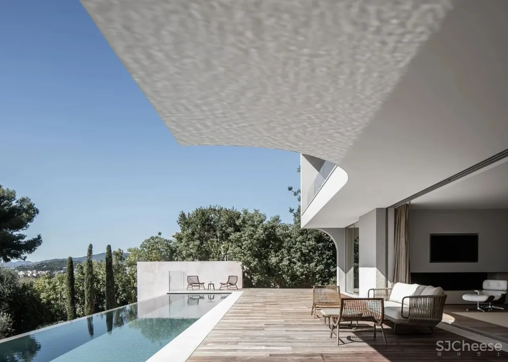 Caprini&Pellerin 传统与现代的演绎