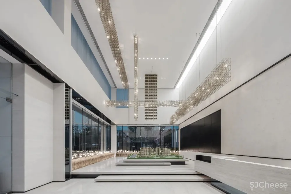 JLa设计 × 保利云上销售中心:倒转一座城,悬挂云端