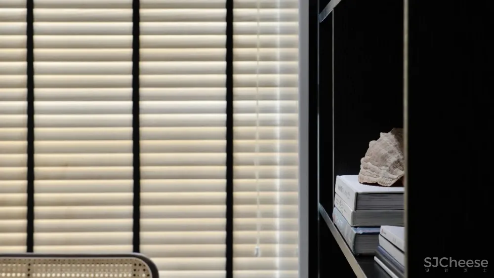 168㎡黑白木质空间,纯净与心安才是家的模样!