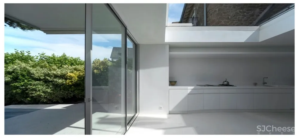 Avignon Clouet Architectes丨邂逅极简美学,回归纯粹生活