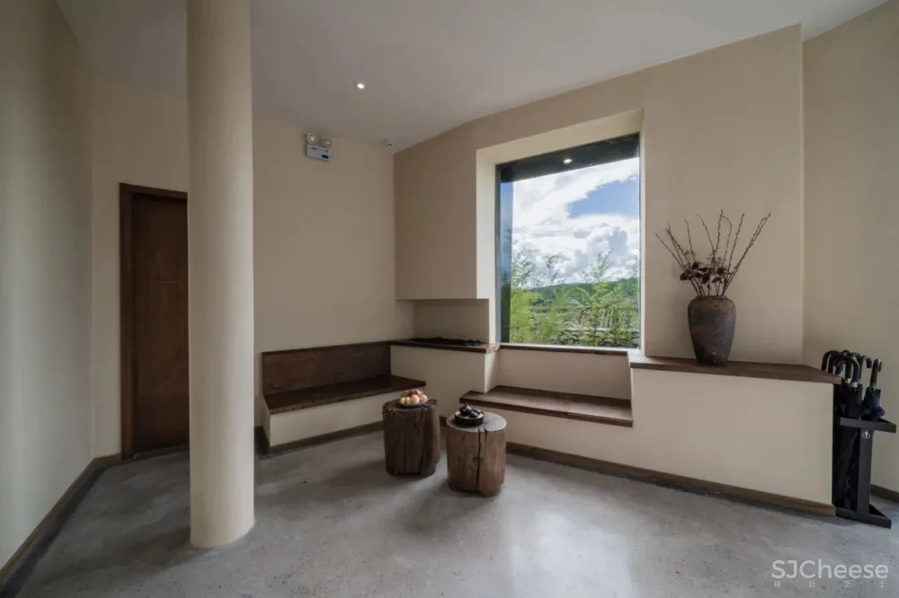 告别人从众！这个被低估的“西南小瑞士”，被稻田火山与古老温泉所拥抱，600年边陲小城的魅力，人见人爱！