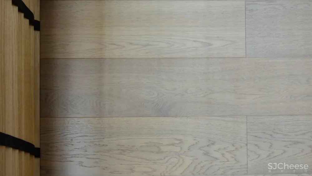 168㎡黑白木质空间,纯净与心安才是家的模样!