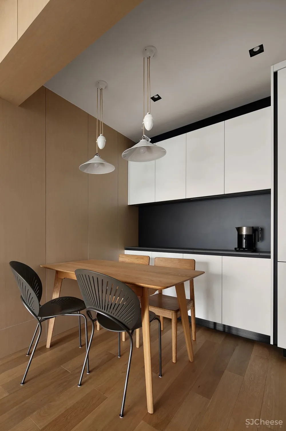 二胎之家的76㎡两居室,客厅竟看上去空无一物,简约舒适、收纳超多……