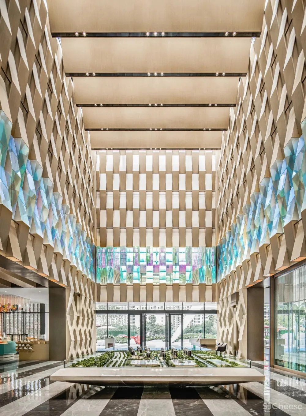 CLV赛拉维X万科:幻妙光境