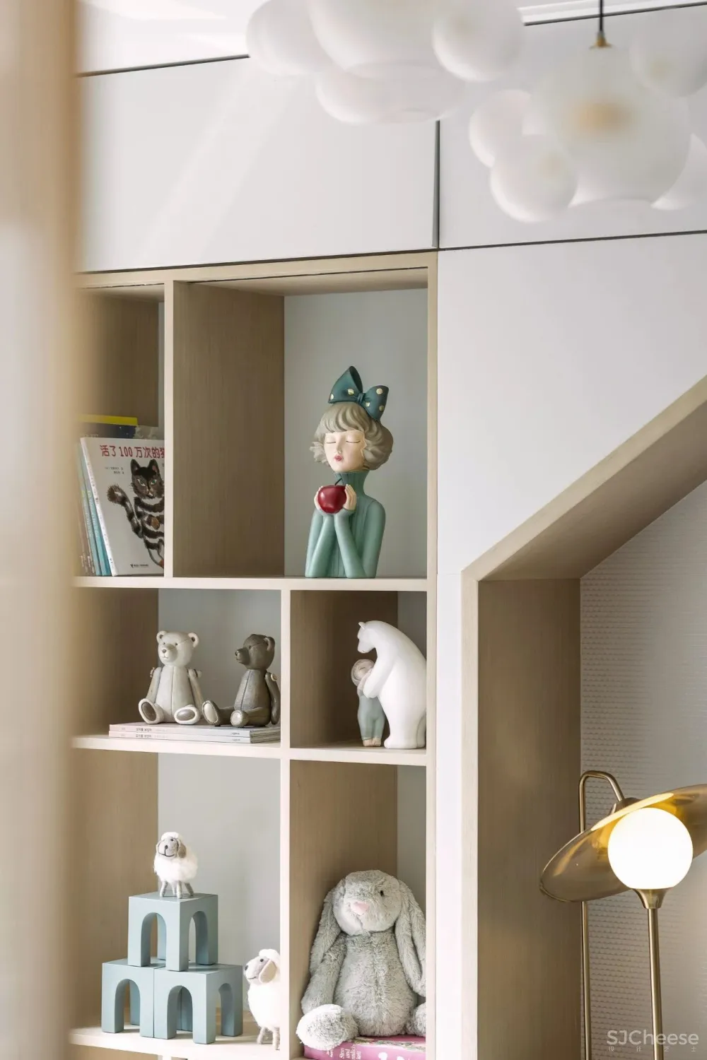 77㎡的小房子，也能住出豪宅体验？打通客餐厨书空间，真实现！