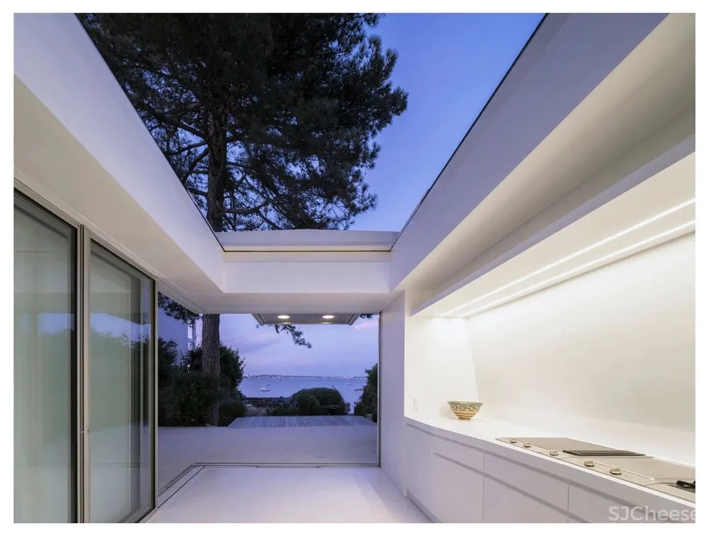 Avignon Clouet Architectes丨邂逅极简美学,回归纯粹生活