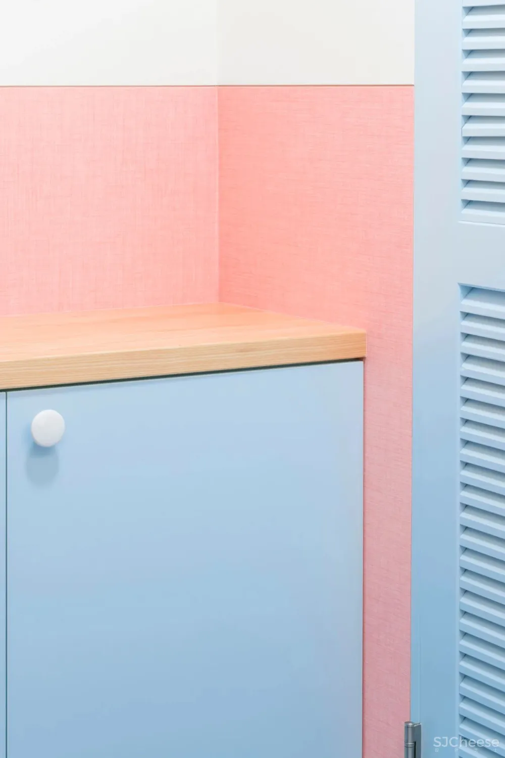 霓虹国的霓虹屋,怪异美学设计让我的眼睛直想哭!