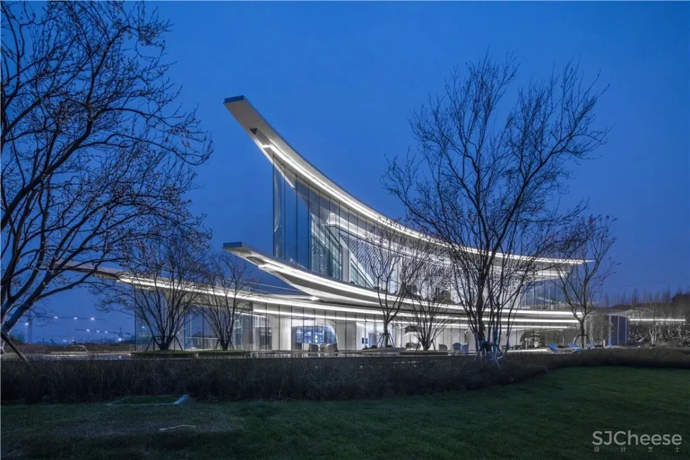 LWK PARTNERS 重庆江山雲出·Legend未来人居艺术馆