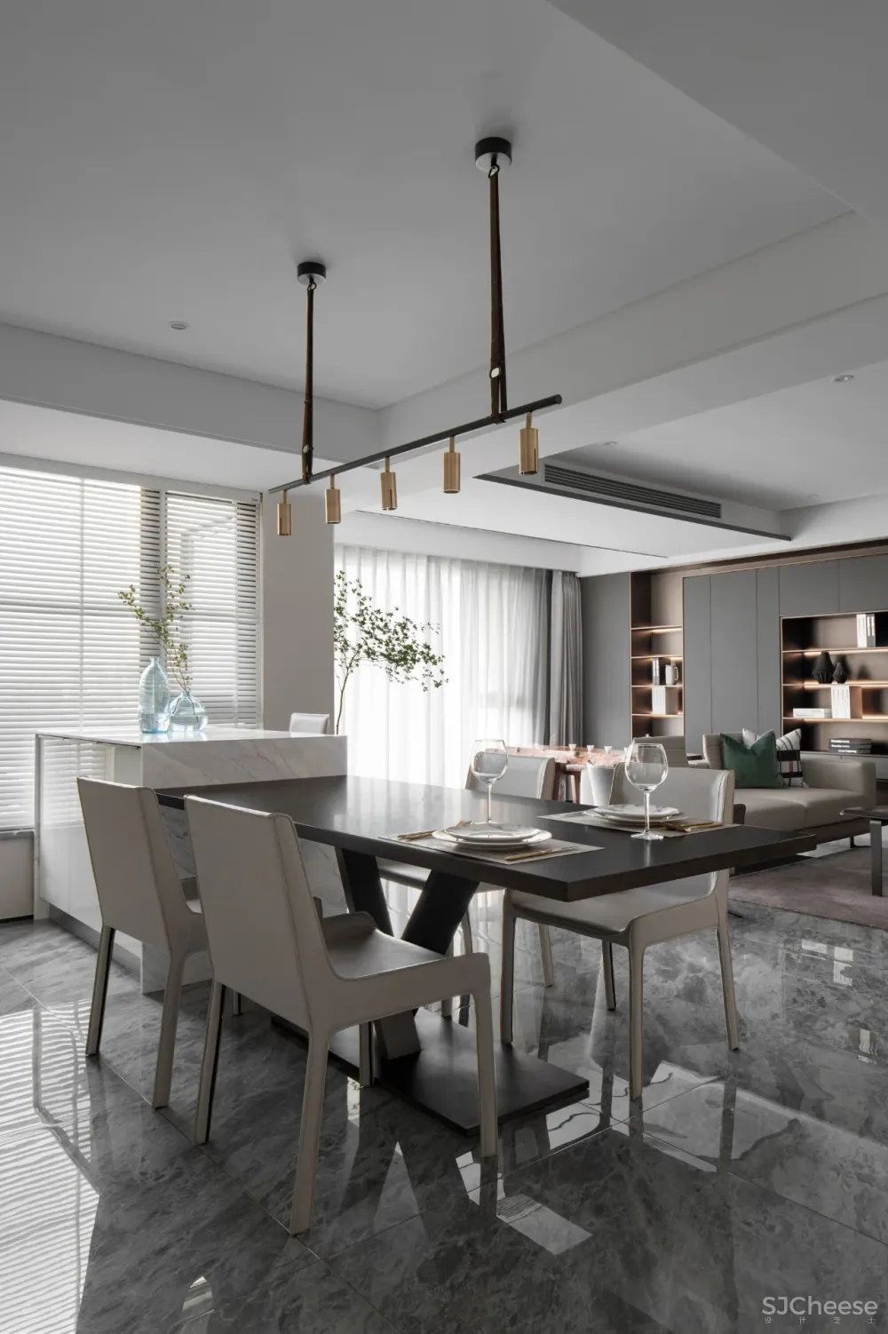 忱意设计:260㎡ 意式极简风叠墅,还原设计本真