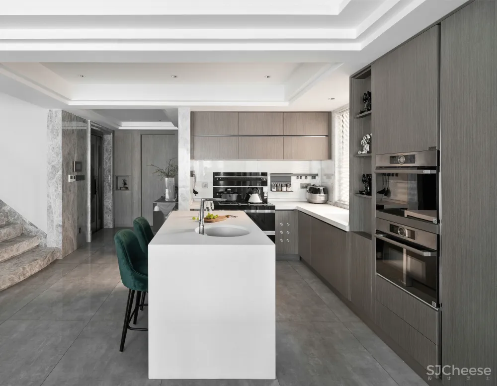 张津玮:木与石、黑与白,回归家的烟火气