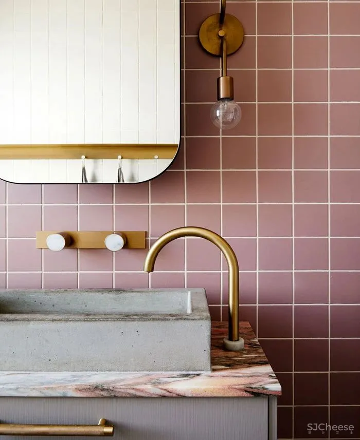 这个小而美的家,很好的向我们证明了“屋不在大,精致则灵”的理念