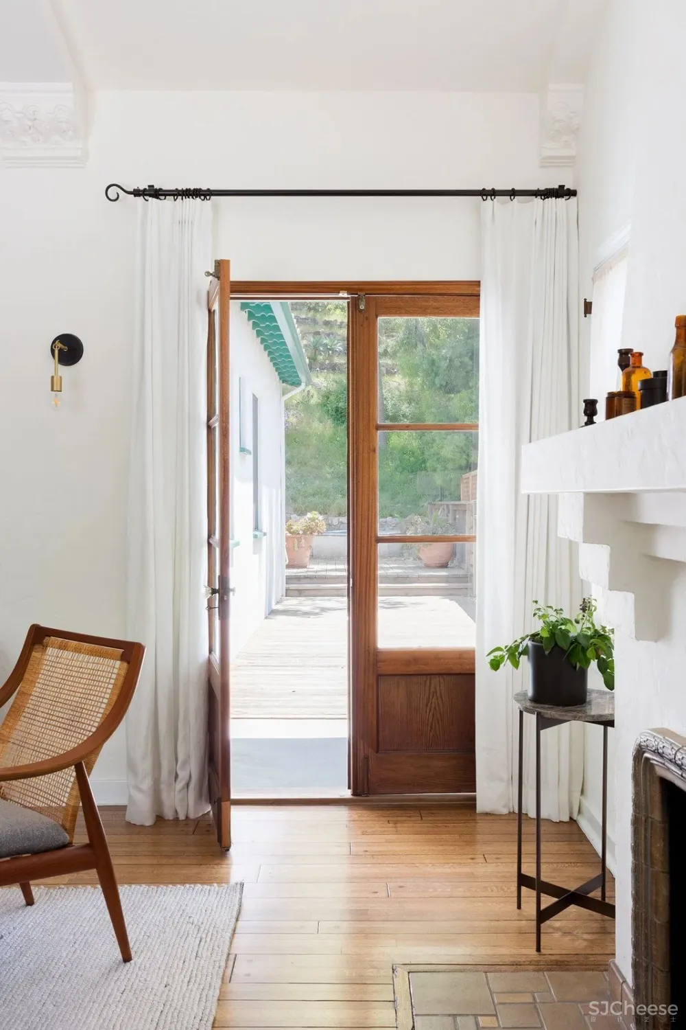 颠覆审美为空间注入质朴情感