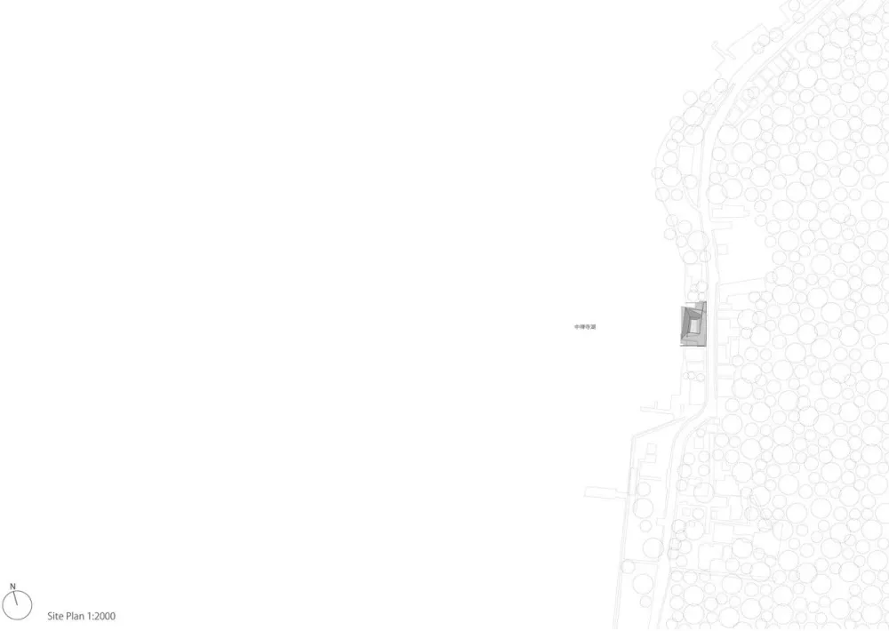 这座别墅只有几件家具，却吸引了所有人的目光