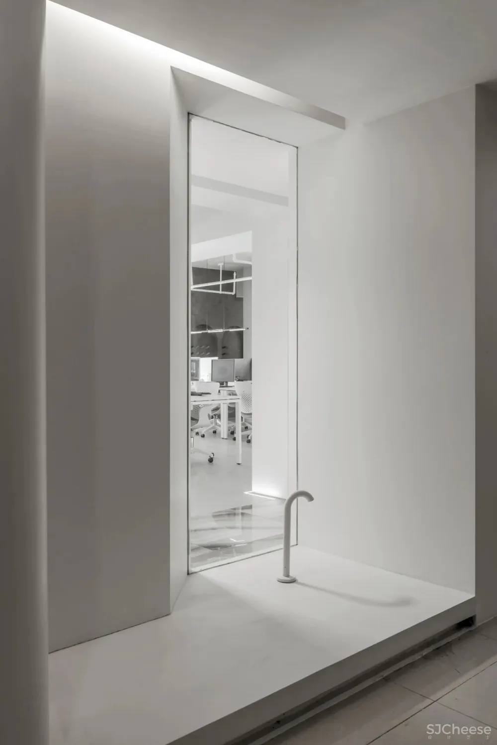 禄本设计:极简线形 纯粹白调,激发灵魂深处的热爱