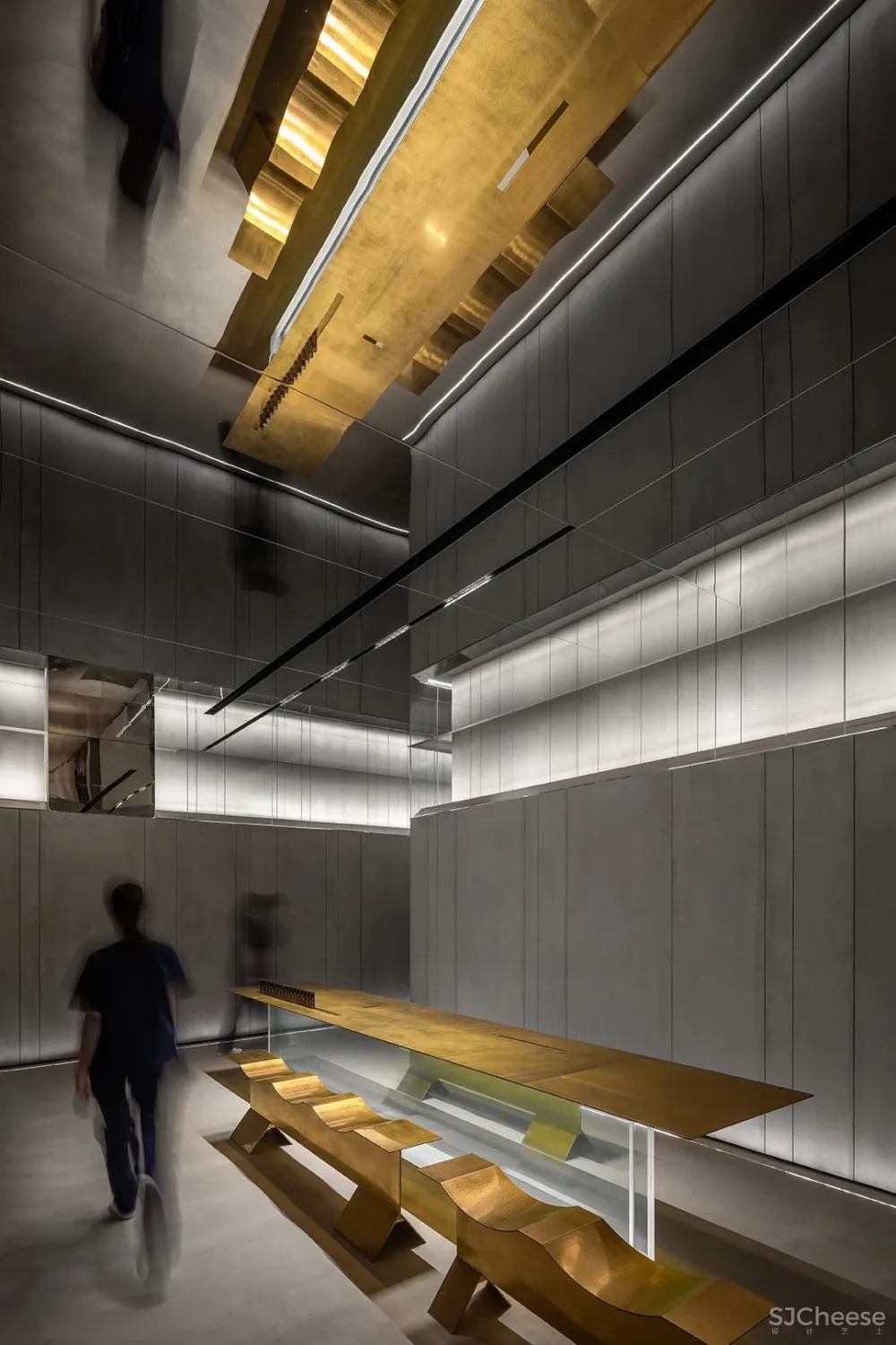 DOMANI 东仓 亮如白昼的夜及温和的肢解