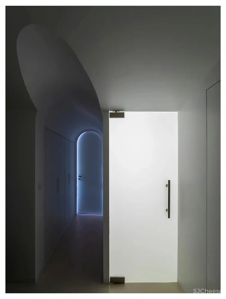 Avignon Clouet Architectes丨邂逅极简美学,回归纯粹生活