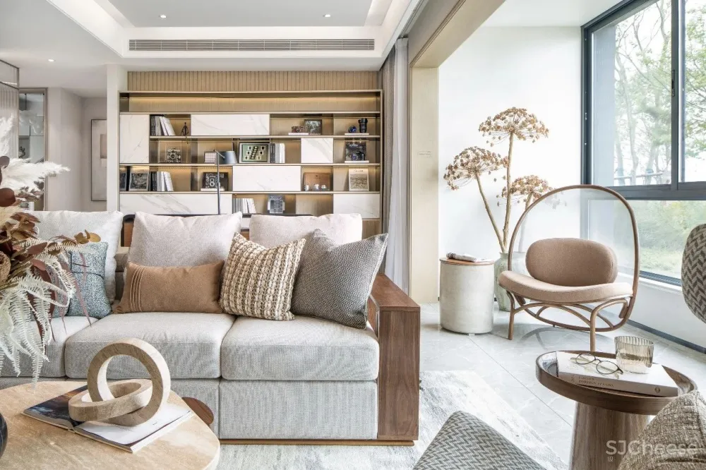 77㎡的小房子，也能住出豪宅体验？打通客餐厨书空间，真实现！