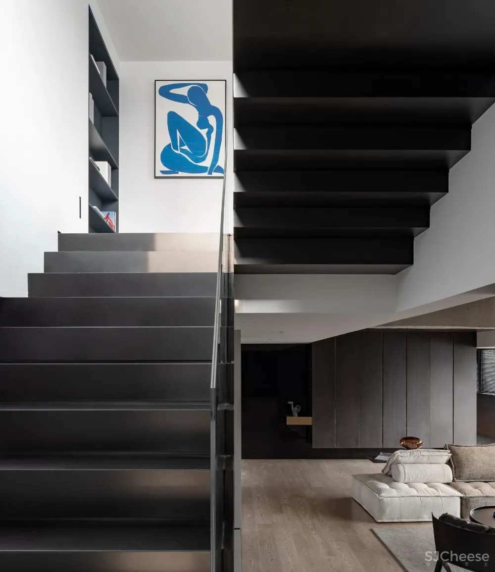 裸墙搭配天然石皮,打造绝美复式空间 云行设计