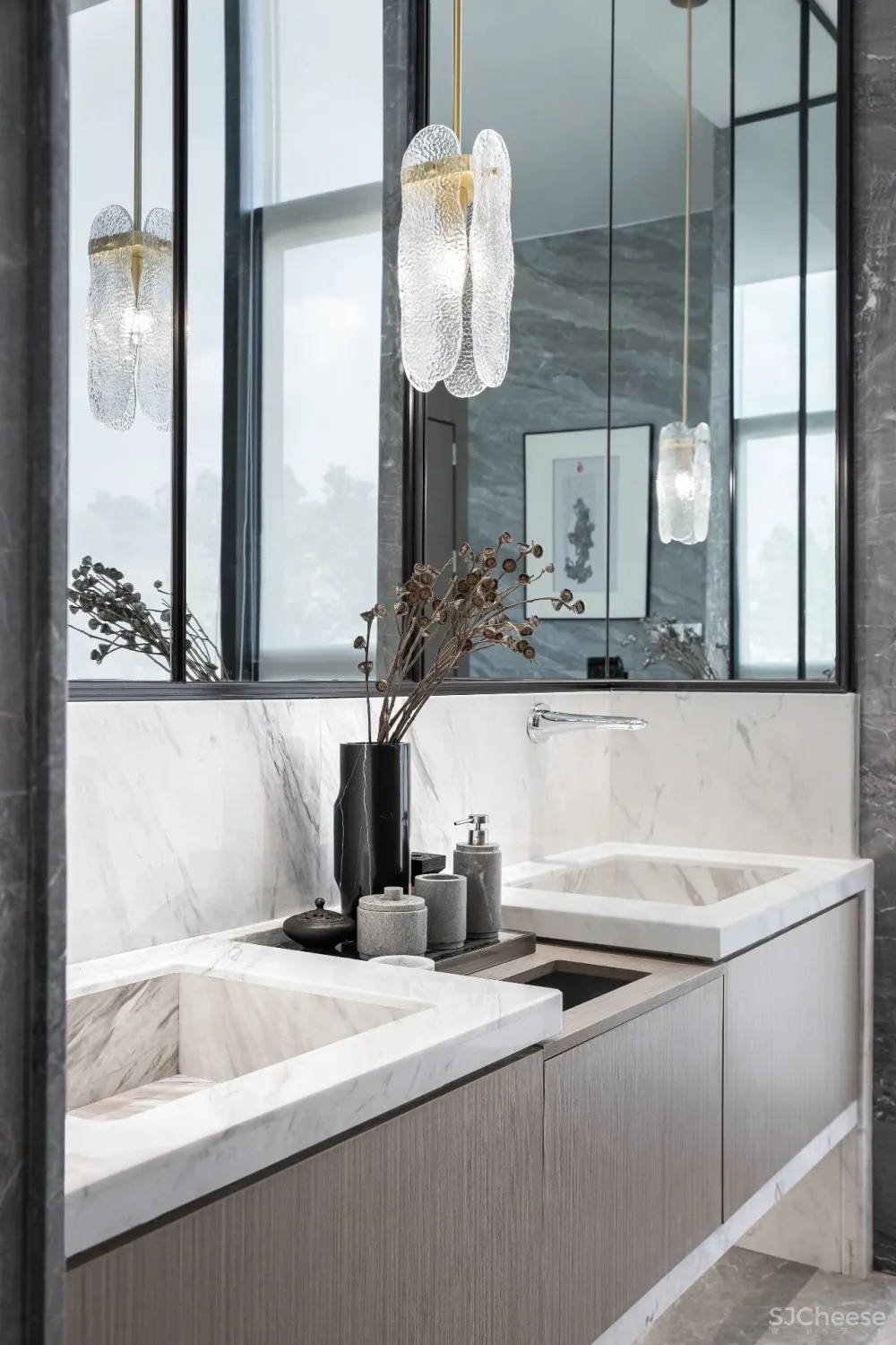 内敛雅致空间，集静美与灵动于一体！