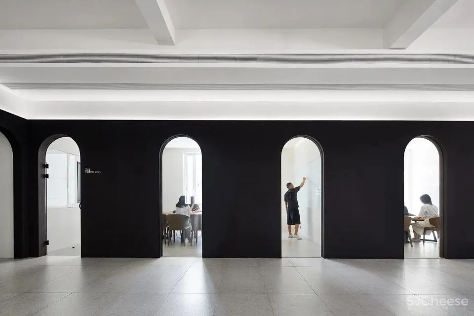 新作 以几何形状来构建空间秩序 QI STUDIO 白墙之下 大器空间