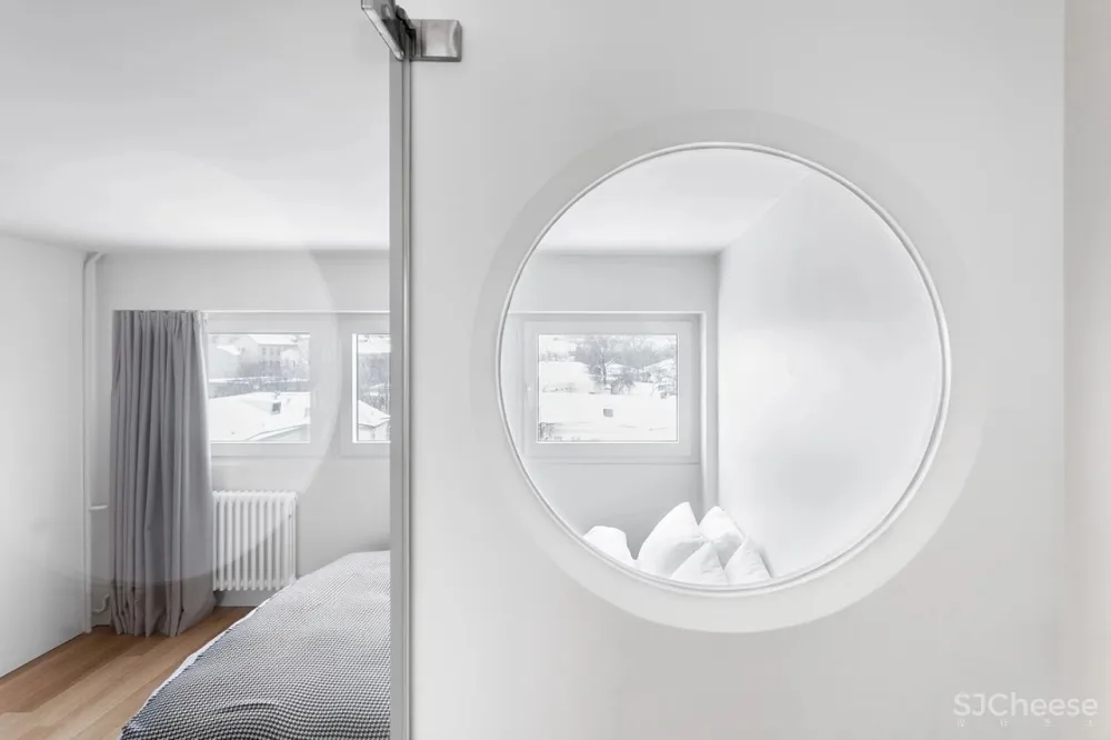 COMMUNA33 _ Studio Bazi