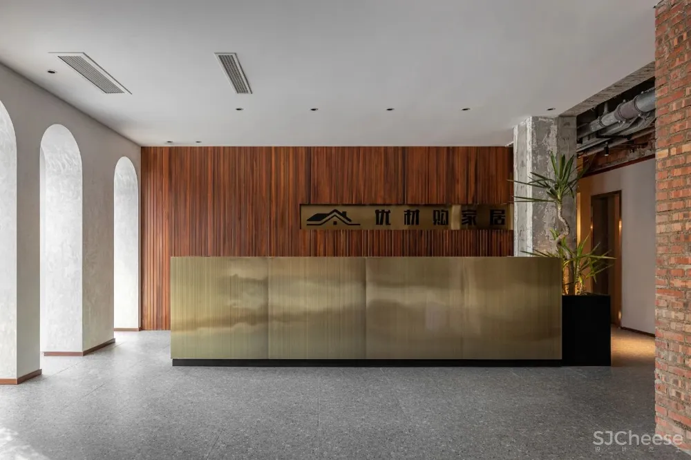 野逸极简，打造 “度假式” 办公空间 易禾上品