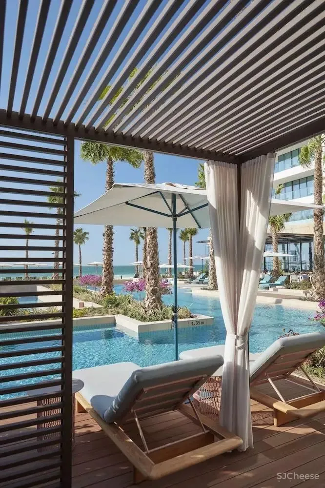 【11万住一晚】中东第一家扇子酒店 迪拜朱美拉文华东方!