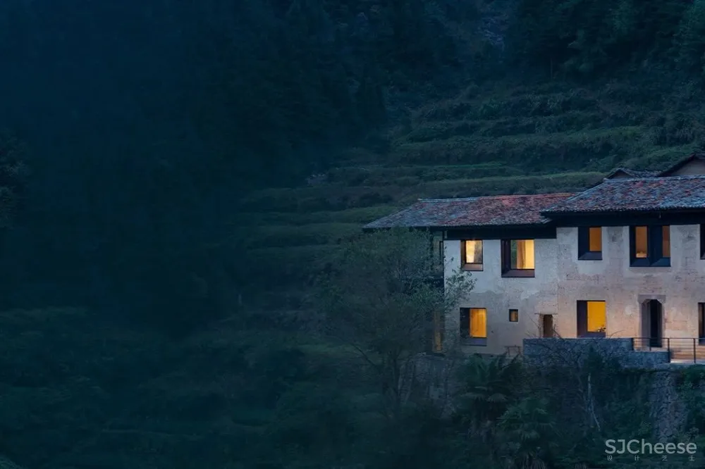 旧房糅合新貌,诠释民宿生活的意境