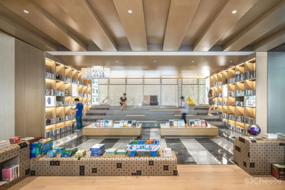 CLV赛拉维X万科:幻妙光境