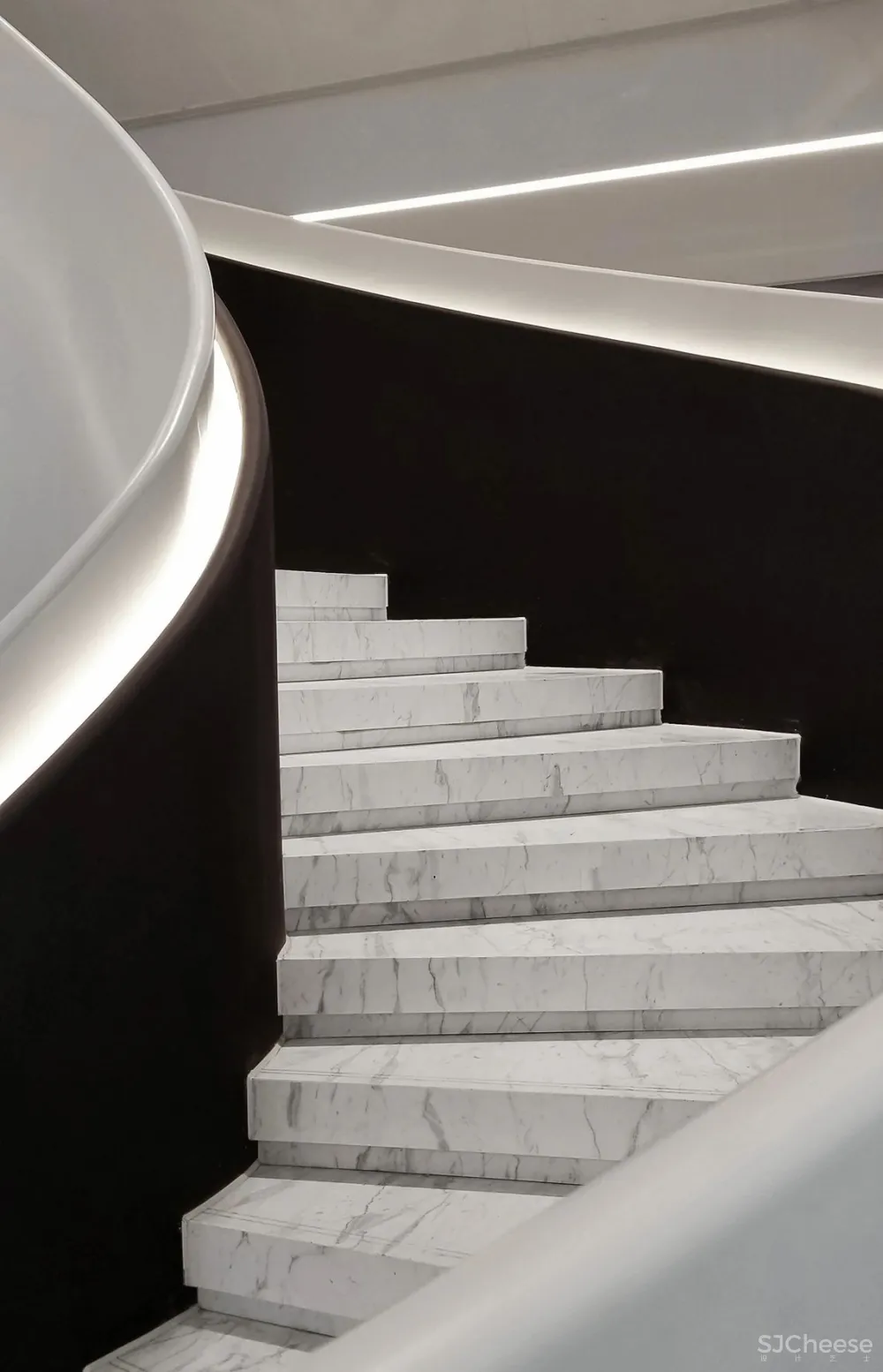 天鼓设计:线条的韵律,极简空间的秩序美学