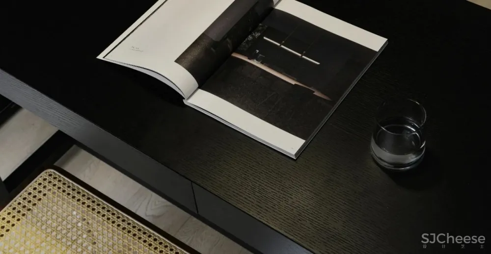 168㎡黑白木质空间,纯净与心安才是家的模样!