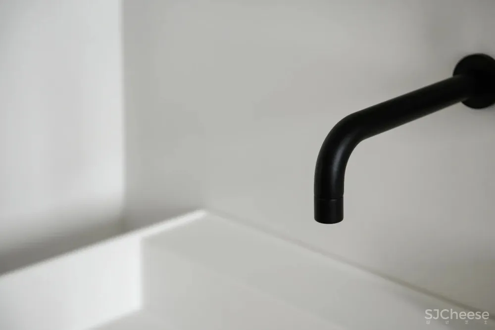 168㎡黑白木质空间,纯净与心安才是家的模样!