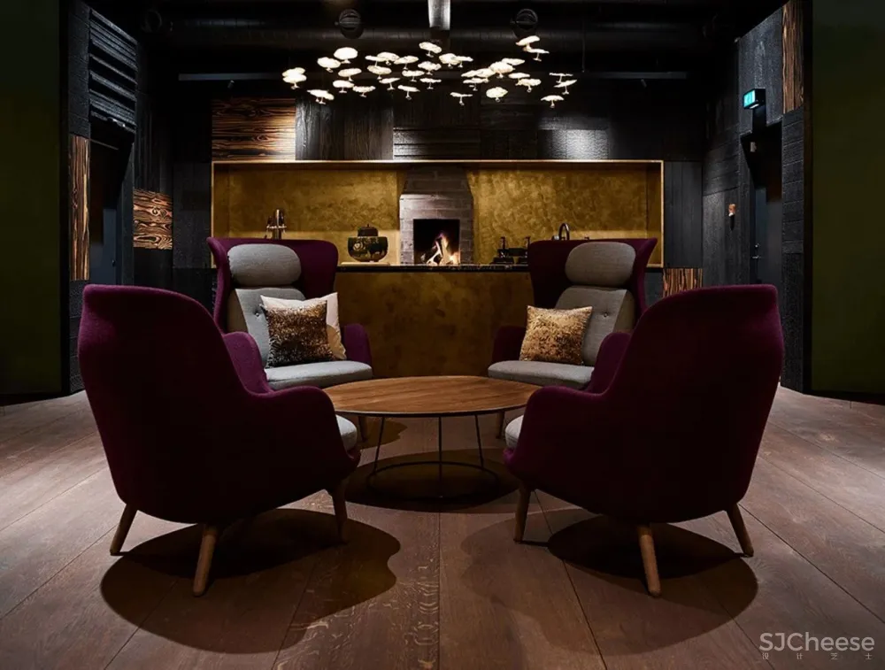 90后大厨打造沉浸式餐厅设计,颠覆传统用餐体验,连大门都出乎意料......