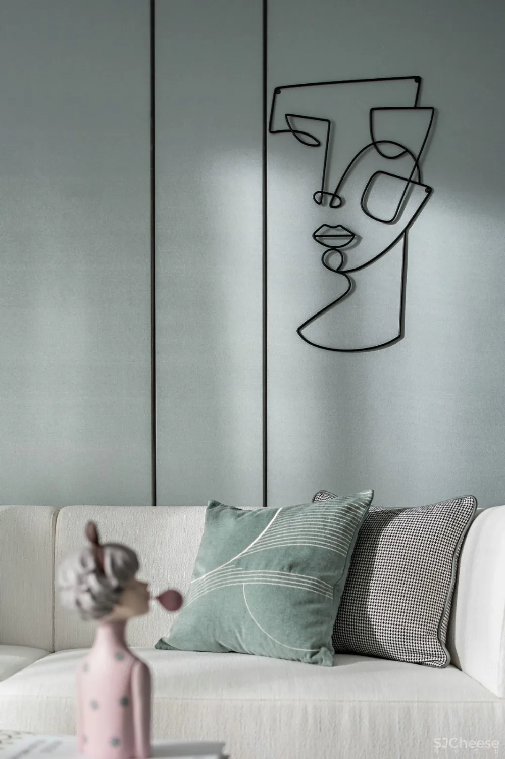 用保持童真的心态,天马行空与烂漫不羁写意空间的美。