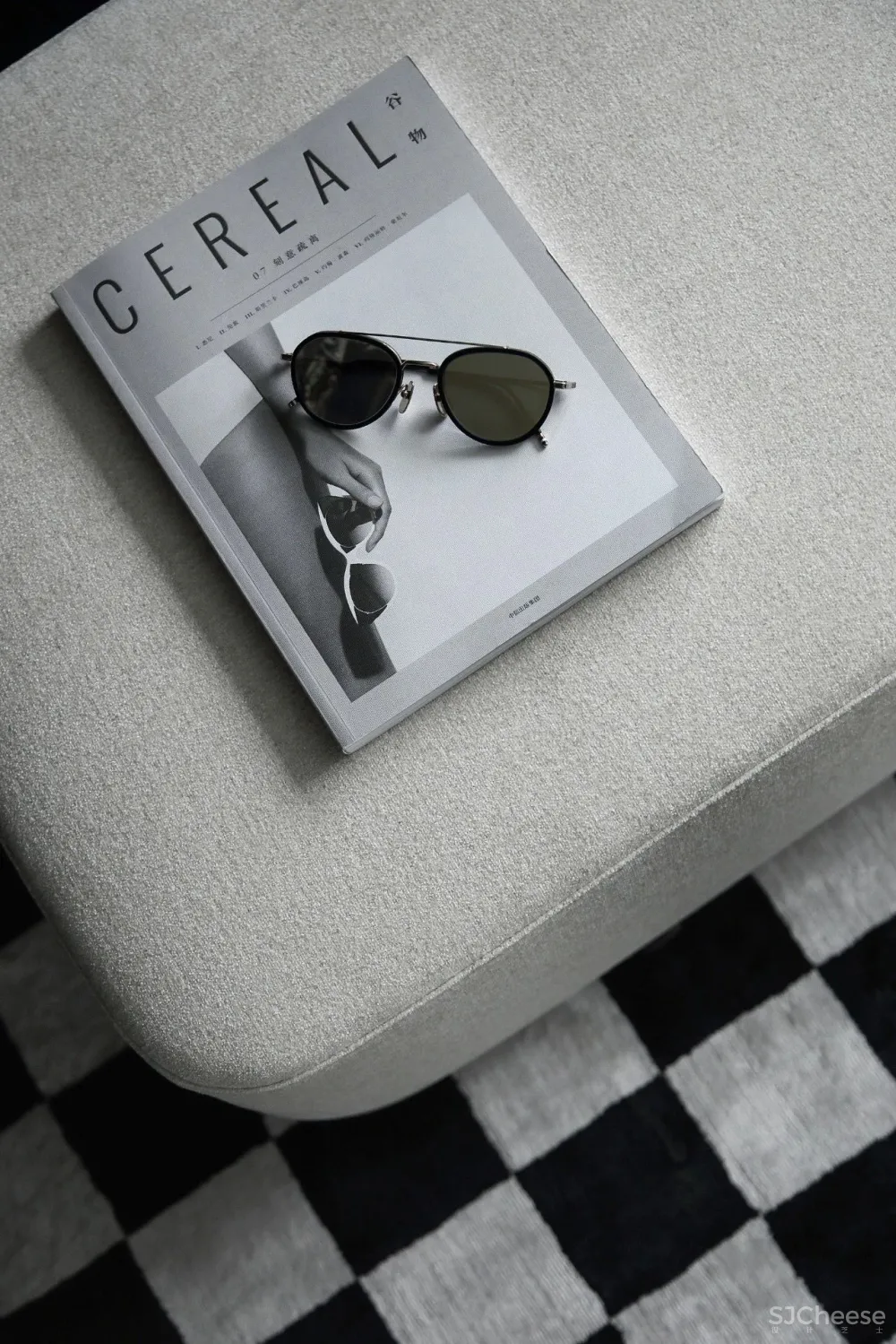 轻奢雅灰美宅:转了半个地球的沪上业主直言,好的地方还是家