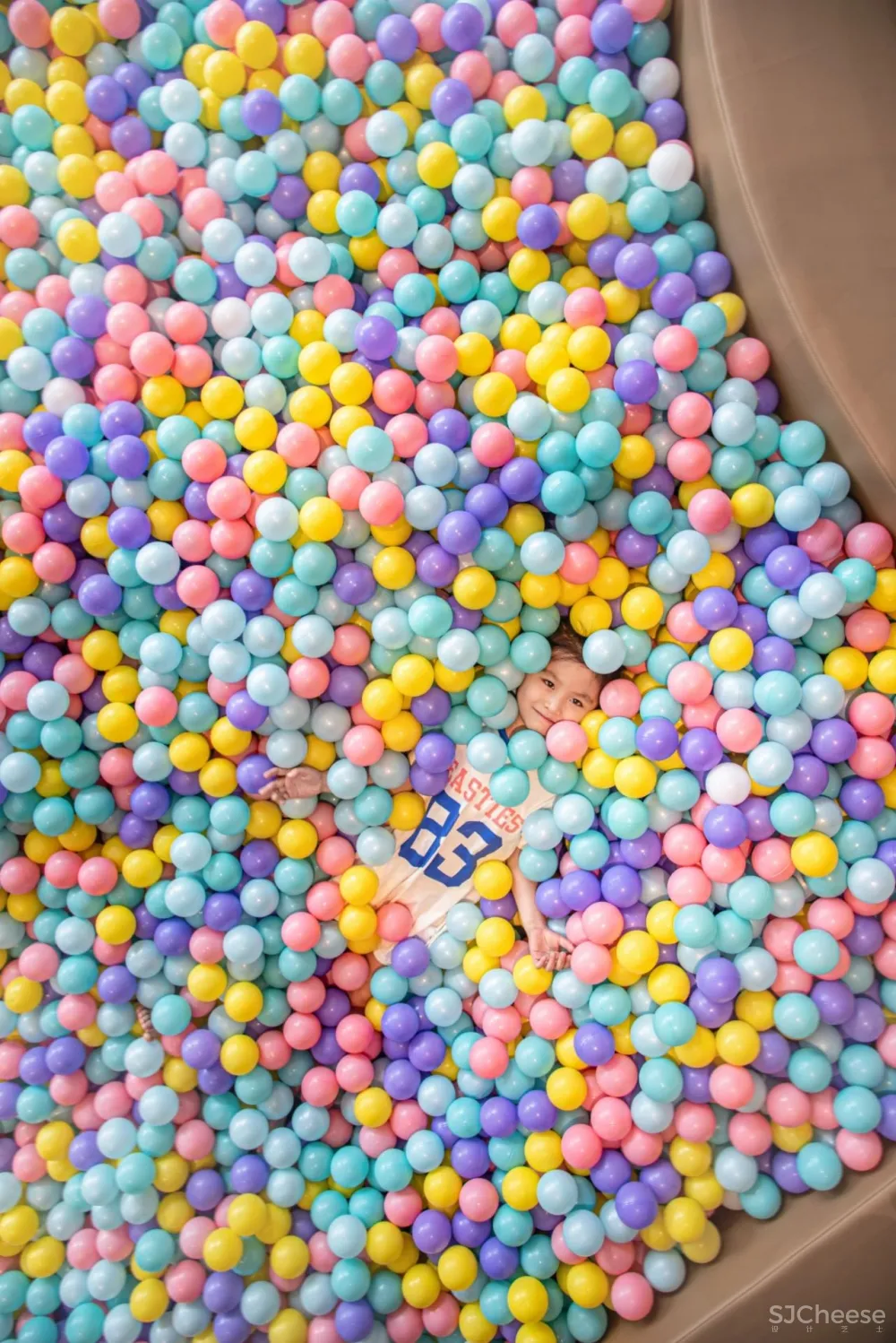 CLV赛拉维X万科:幻妙光境