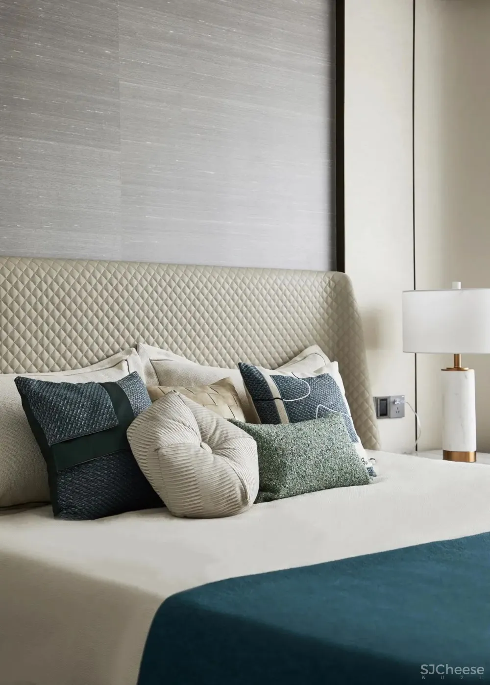 蓝绿双城·春和云境 蓝绿泛美意所