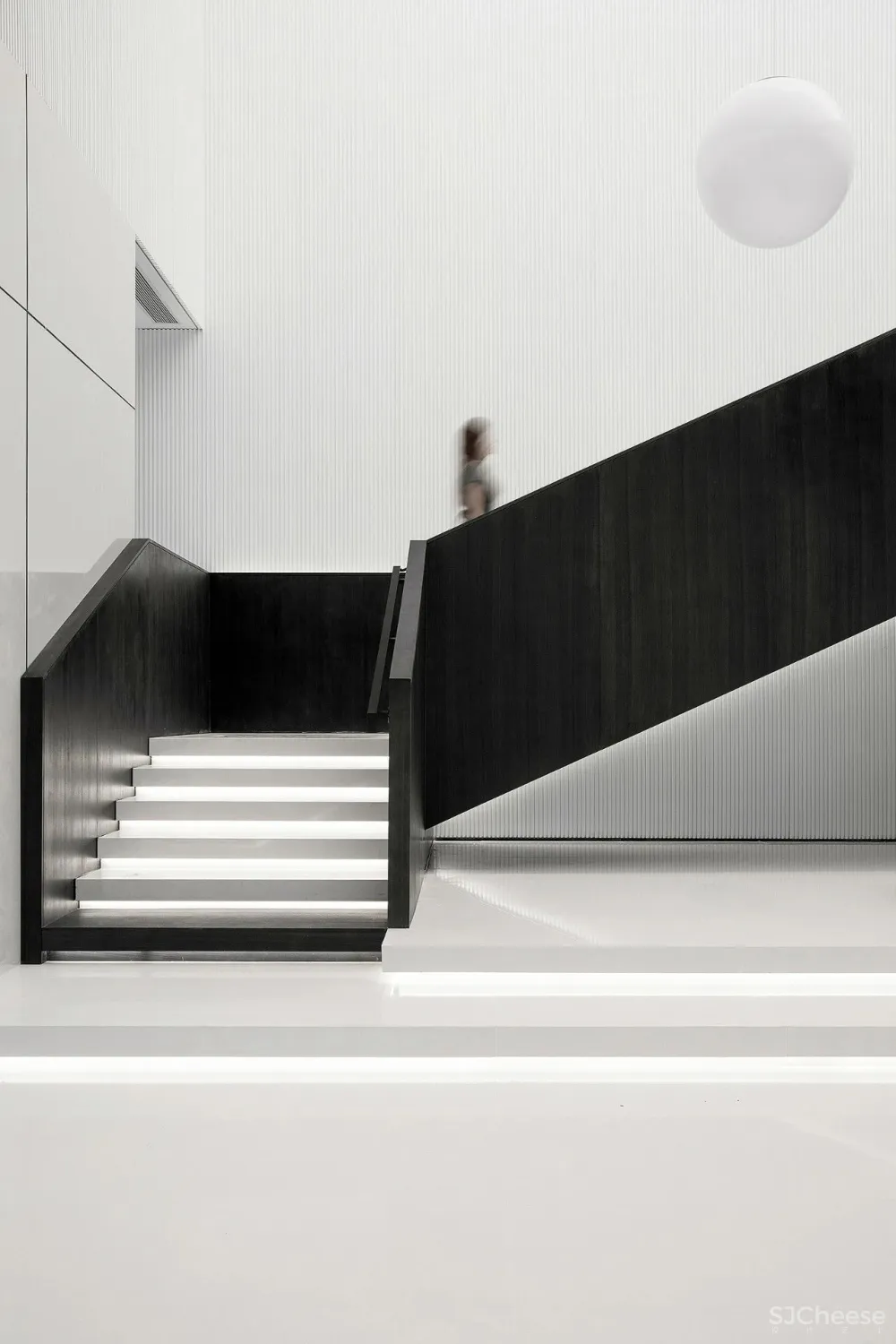 干净利落的现代设计,成就一脉相承的恢弘气韵!