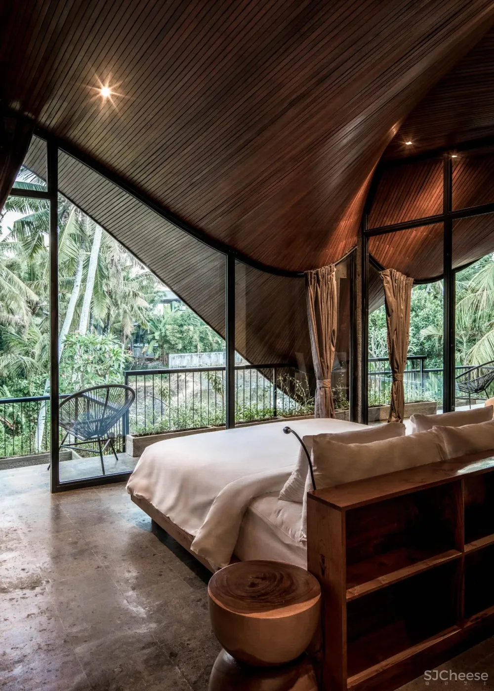 Alexis Dornier 新作 “起伏”私宅,坐拥巴厘岛浪漫景色