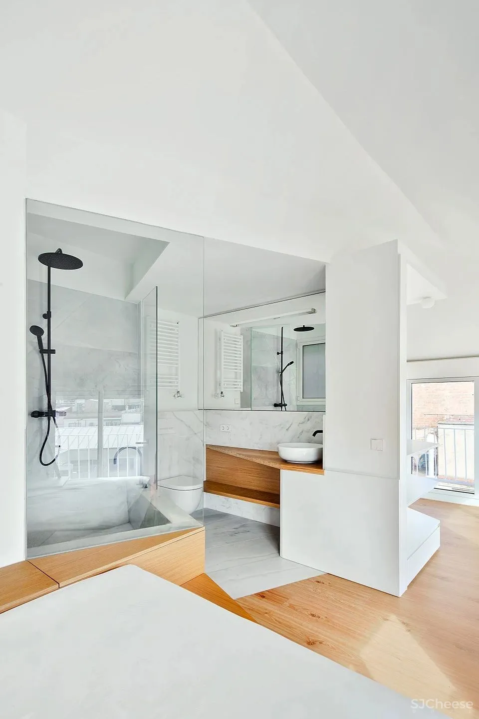 定制家具打造独特生活体验 PROVIDÈNCIA顶层公寓改造 AMOO