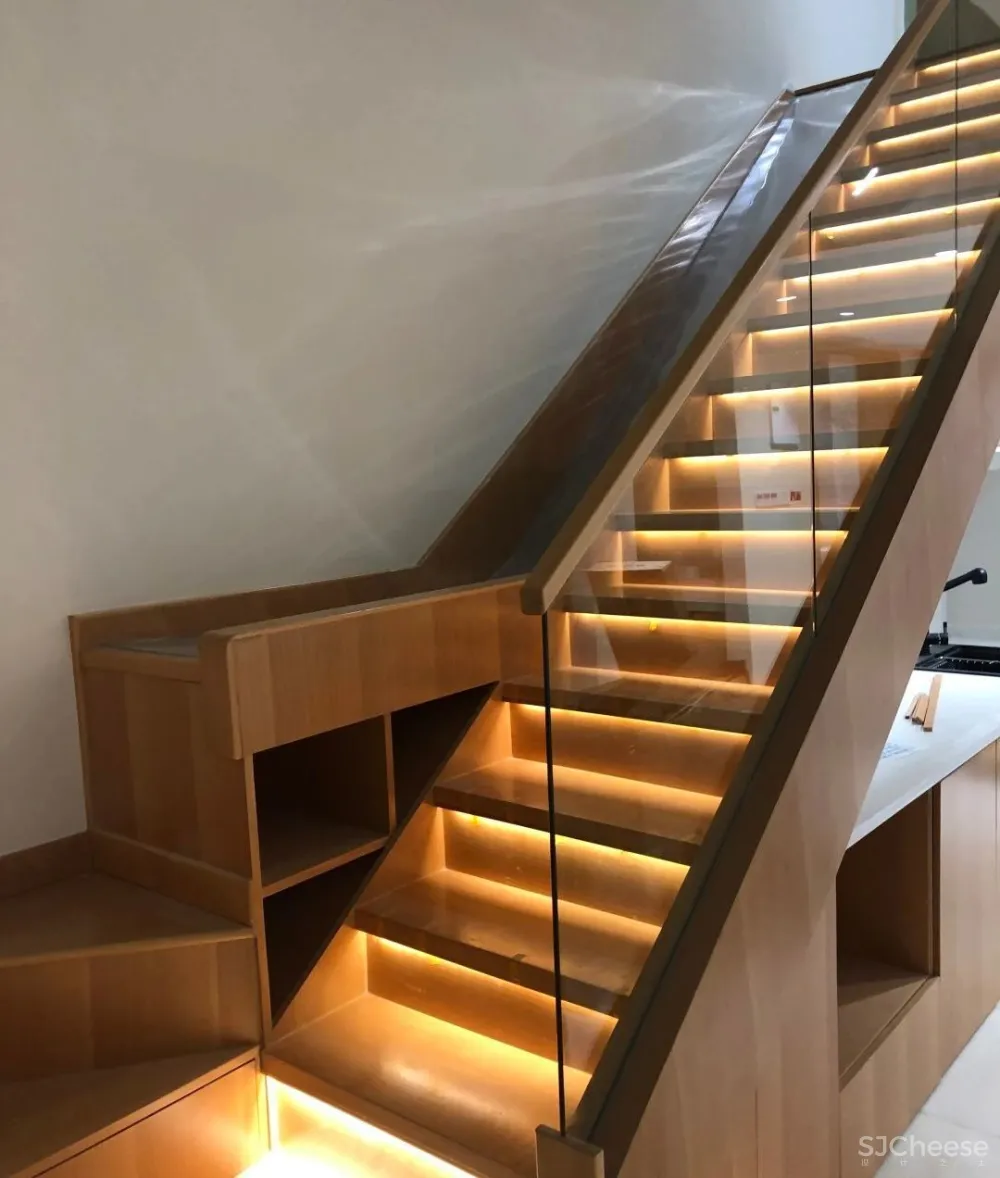 140㎡全透明的家,网红玻璃栈道 滑滑梯爽翻了!